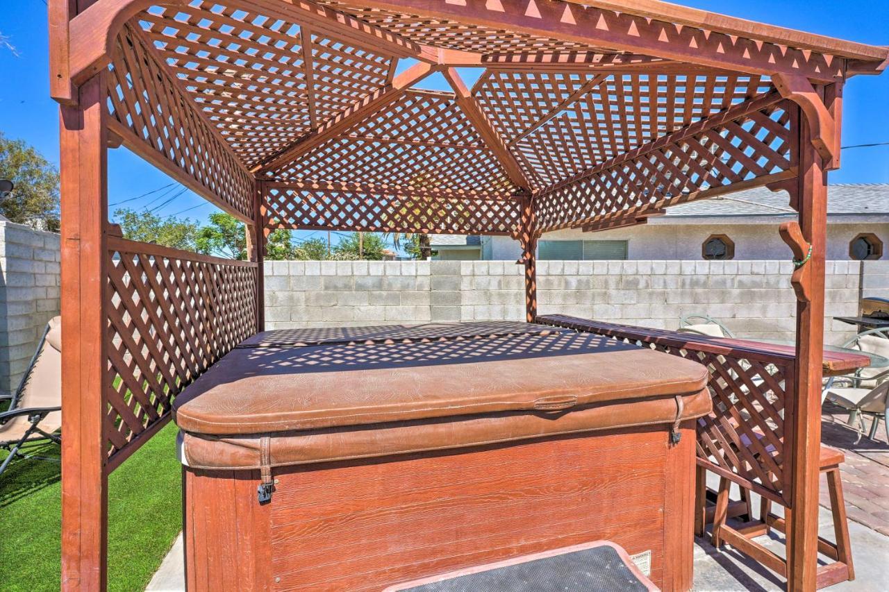 Vegas Getaway With Patio About 3 Mi To Strip! Casa vacanze Las Vegas
